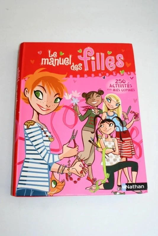 Le manuel des filles de chez Nathan